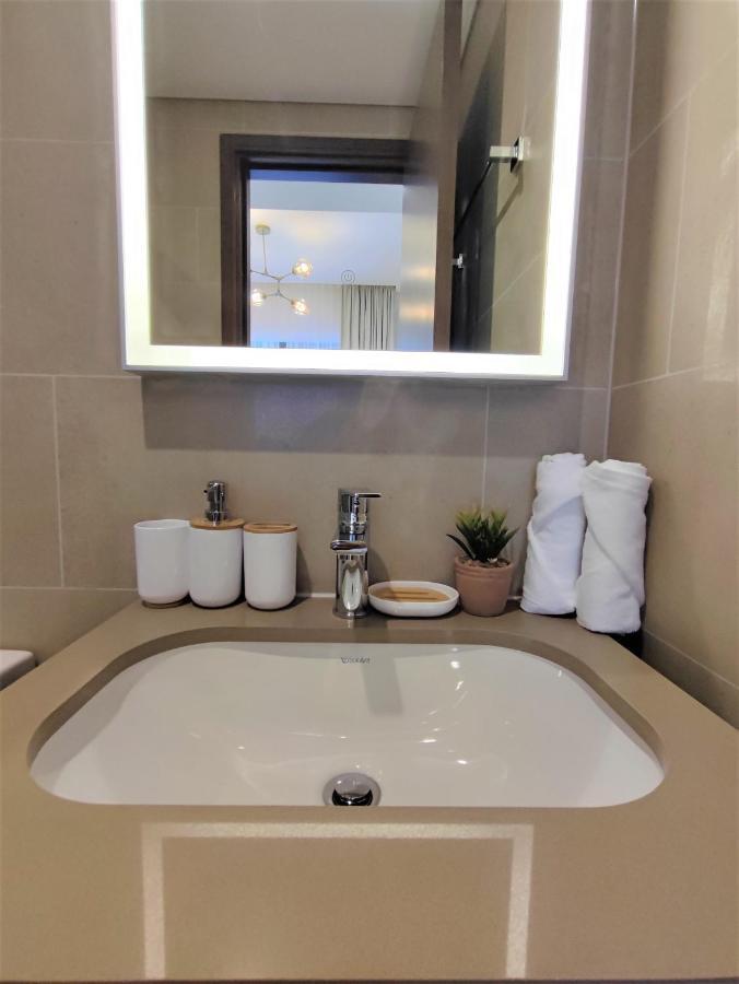 Beautiful 2 Bedroom Next To Business Bay - Sobha Creek Vista Dubai Exterior photo