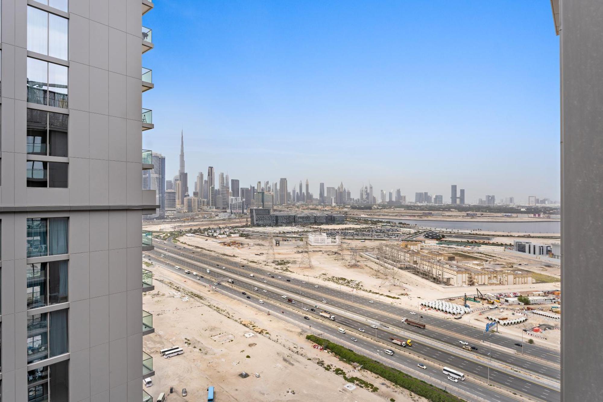 Beautiful 2 Bedroom Next To Business Bay - Sobha Creek Vista Dubai Exterior photo